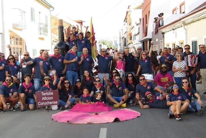 Ficheiro:Aficion Coruchense F4.jpg