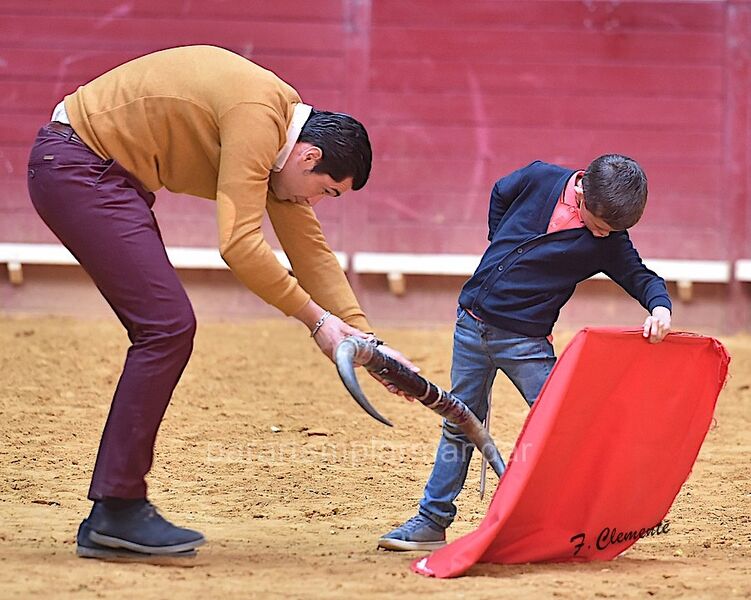 Ficheiro:Vem tourear F21.jpg