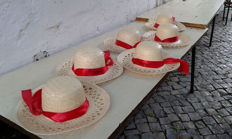 Ficheiro:Buraco F4.jpg