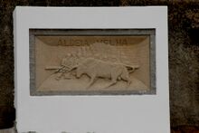 Painel-Granitico Capeia Aldeia-Velha Eugenio-Macedo.jpg