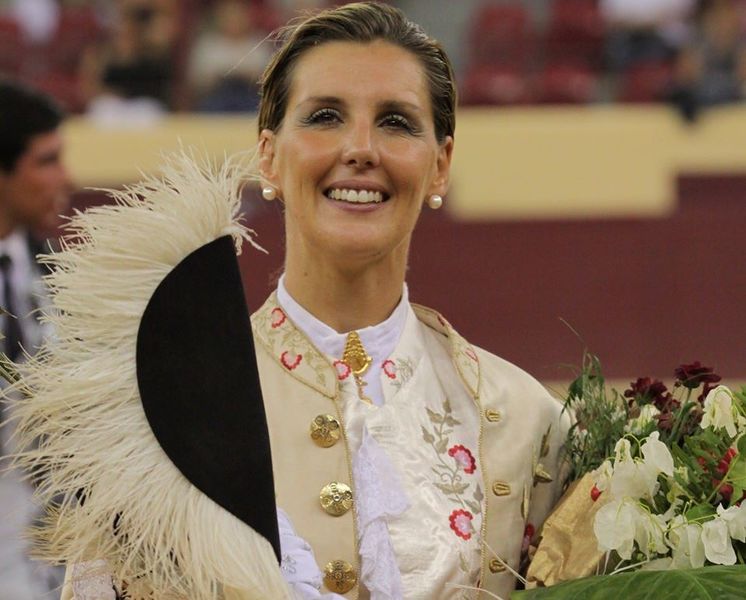 Ficheiro:Ana Batista F2.jpg