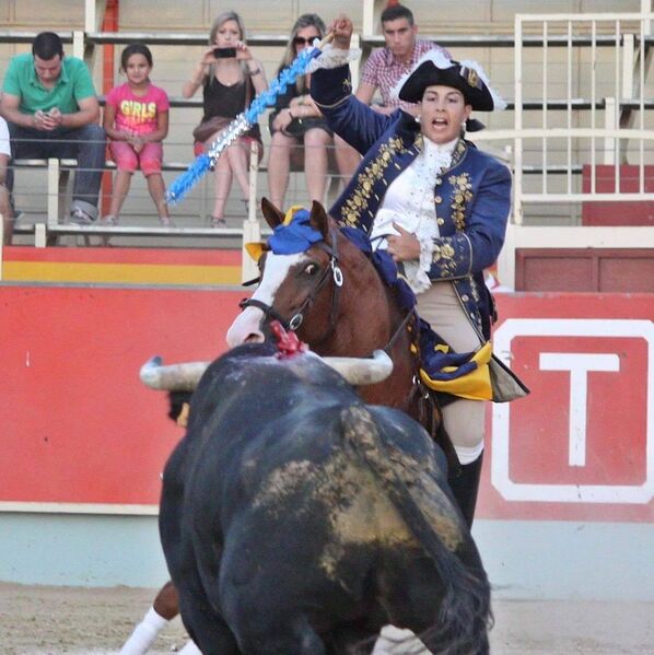 Ficheiro:Joana Andrade F1.jpg